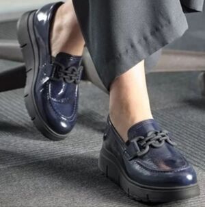 Clarks Women Glossy Black Ultimate Comfor